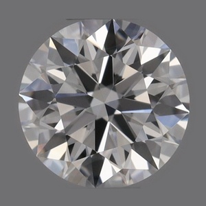 Round diamond — real photo
