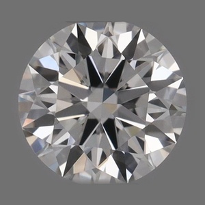 Round diamond — real photo