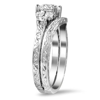 Custom Hand-Engraved Diamond Trio Bridal Set