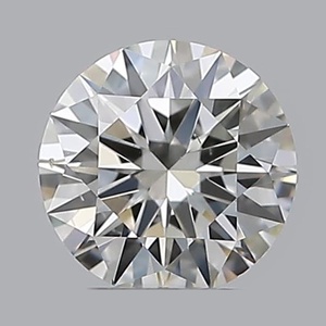 Round diamond — real photo