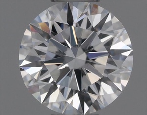 Round diamond — real photo