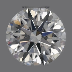 Round diamond — real photo