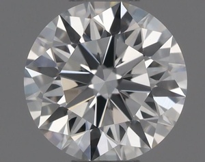 Round diamond — real photo