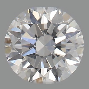 Round diamond — real photo