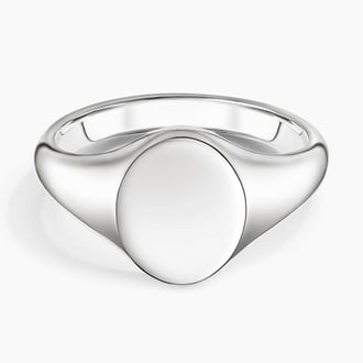 Classic Signet Ring in Platinum