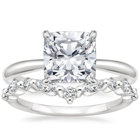 18K White Gold Freesia Ring with Curved Versailles Diamond Ring