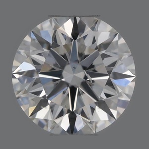 Round diamond — real photo