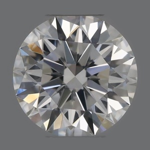 Round diamond — real photo