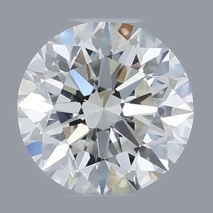 Round diamond — real photo