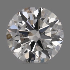 Round diamond — real photo