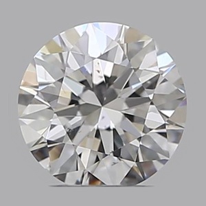 Round diamond — real photo
