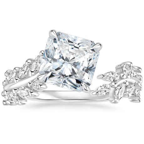 18K White Gold Sweeping Ivy Diamond Ring (1/2 ct. tw.)