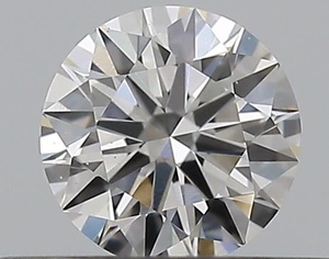 Round diamond — real photo