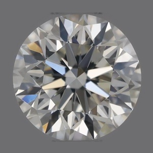 Round diamond — real photo