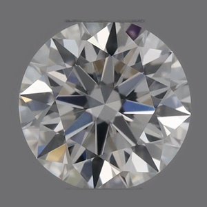 Round diamond — real photo