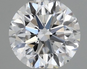 Round diamond — real photo