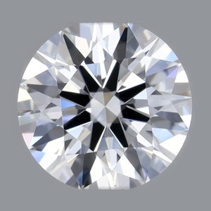 Round diamond — real photo