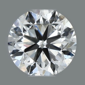 Round diamond — real photo