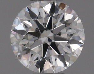 Round diamond — real photo