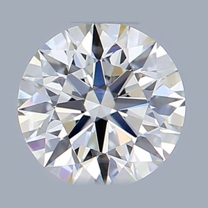 Round diamond — real photo