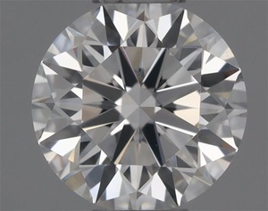 Round diamond — real photo