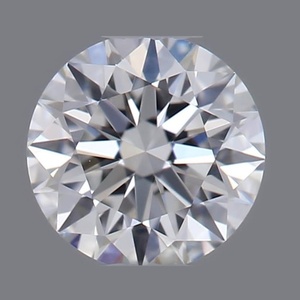 Round diamond — real photo