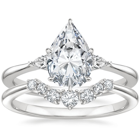 18K White Gold Aria Contoured Diamond Bridal Set