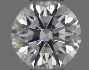 Round diamond — real photo