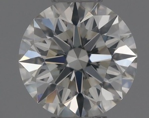Round diamond — real photo