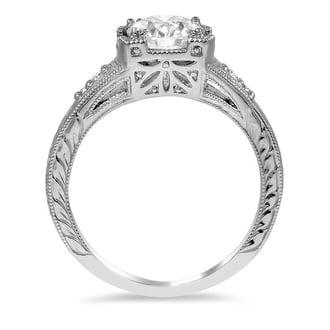 Custom Vintage-Inspired Diamond Ring with Hand Engraving and Milgrain Details