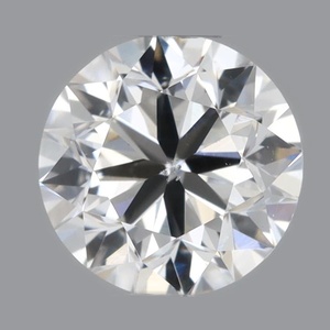 Round diamond — real photo