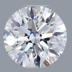 Round diamond — real photo