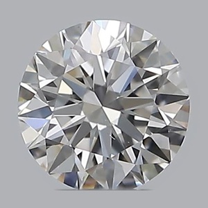 Round diamond — real photo