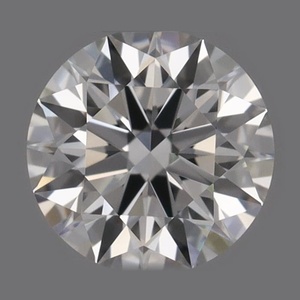 Round diamond — real photo