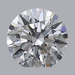 Round diamond — real photo