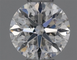 Round diamond — real photo