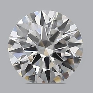Round diamond — real photo