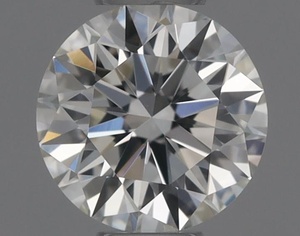 Round diamond — real photo