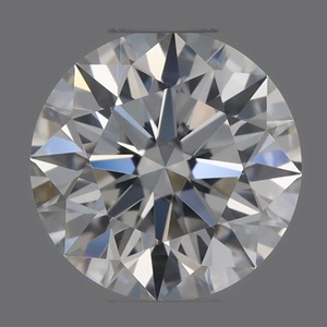 Round diamond — real photo