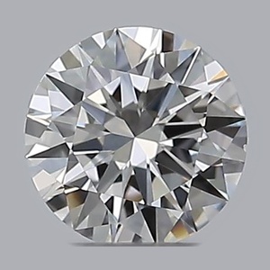 Round diamond — real photo