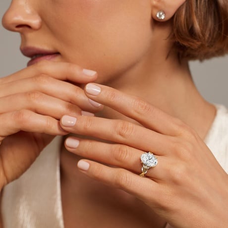 Secret Garden - Leaf and Vine Engagement Ring