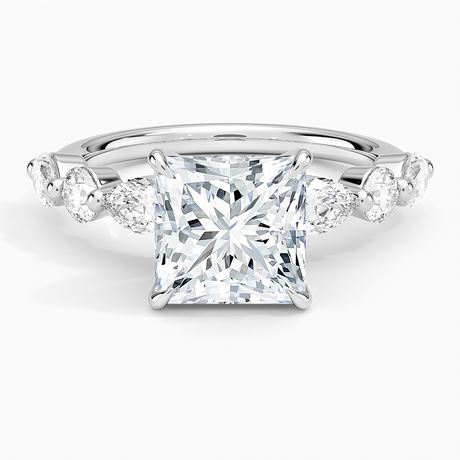 Grand Versailles Diamond Ring