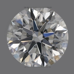 Round diamond — real photo