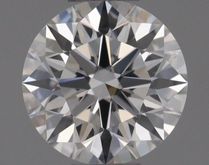 Round diamond — real photo