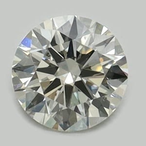 Round diamond — real photo