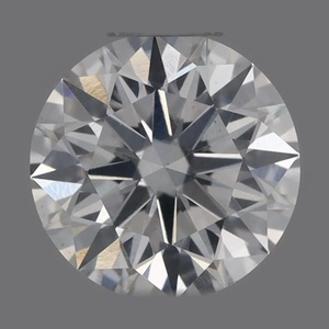 Round diamond — real photo
