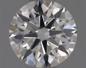 Round diamond — real photo