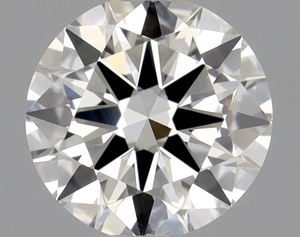 Round diamond — real photo