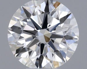 Round diamond — real photo