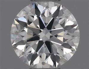 Round diamond — real photo